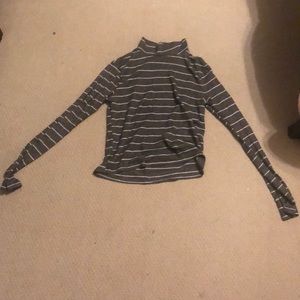 Retro green striped turtle neck